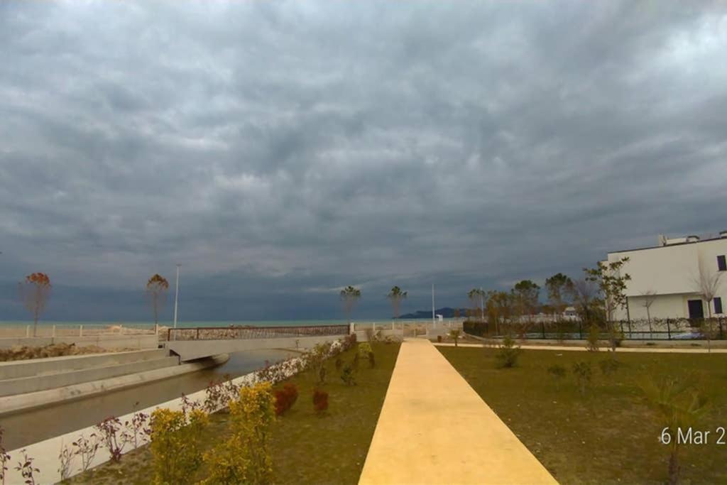 Welcome Beach Apartment Hamallaj Екстериор снимка