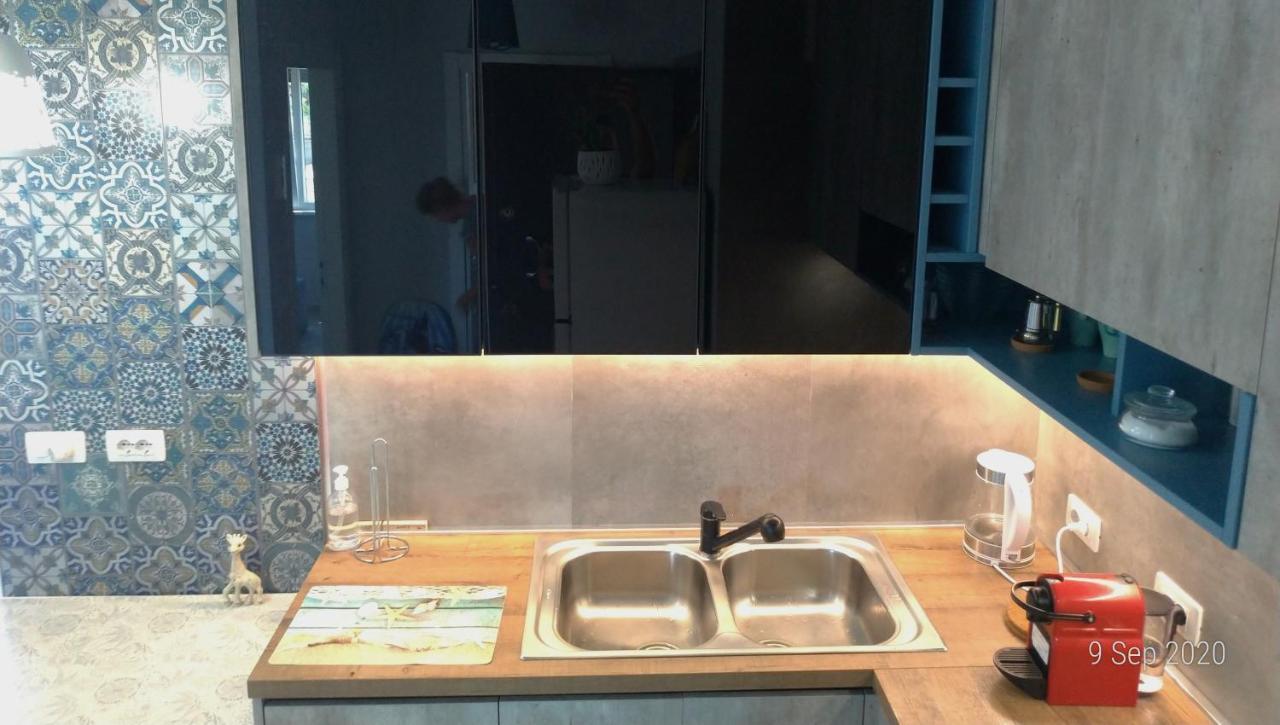 Welcome Beach Apartment Hamallaj Екстериор снимка