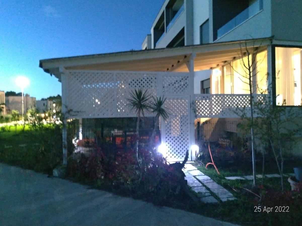 Welcome Beach Apartment Hamallaj Екстериор снимка